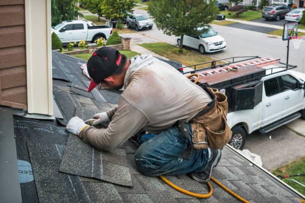 Professional Gutter Repair And Installation technician working in Lewis Center, OH
